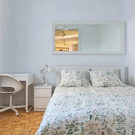 Apartamento Confortable Piso De 3 En Retiro Enfrente De Atocha *