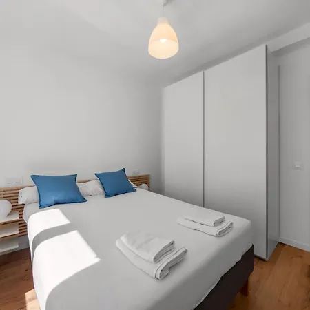 2 Bedrooms 1 Bathroom Furnished - Delicias - Bright - Mintystay