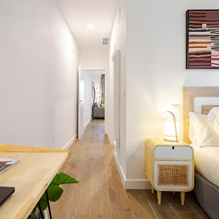 Aparthotel Feelathome Castilla *