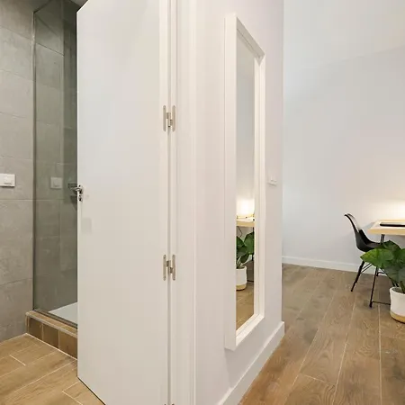 Feelathome Castilla * Madrid