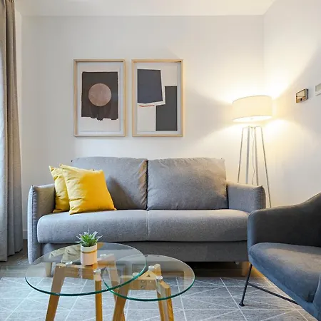Feelathome Castilla Madrid