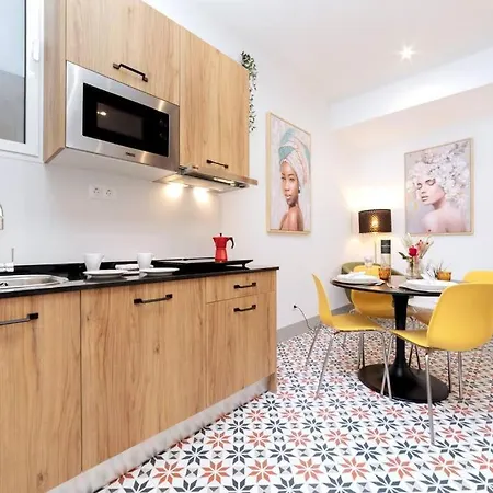 Apartment Platonic