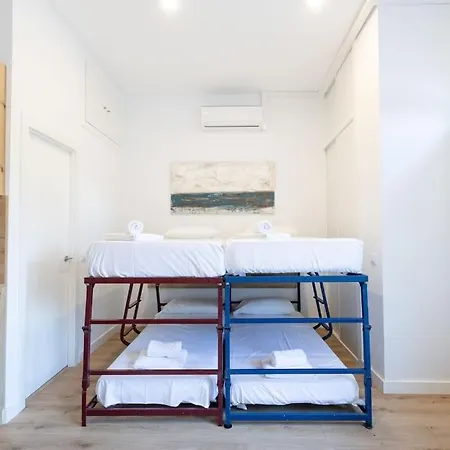 Apartment Coqueto En La Calle Caribe. A/c Wifi *