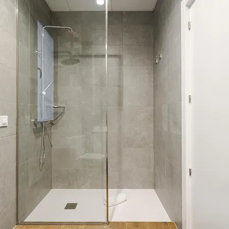 Aparthotel Feelathome Castilla Madrid