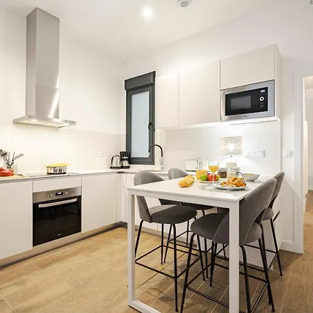 Feelathome Castilla Apartmanhotel *