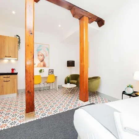 Apartment Platonic