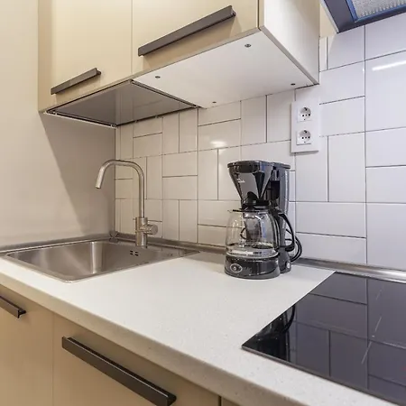 Apartment Mit House Puerta De America Iv En *