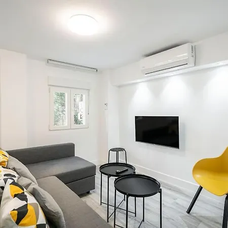 Precioso Apartamento Familiar En Area Residencial * Madrid
