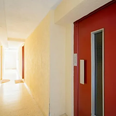 Precioso Apartamento Familiar En Area Residencial * 马德里