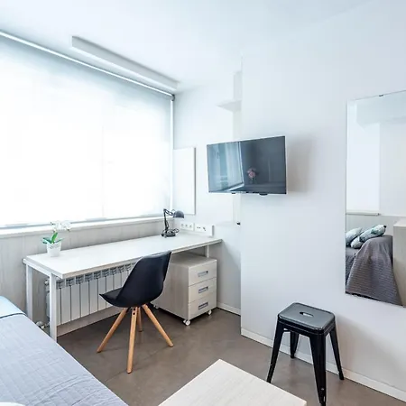 Apartamento Residencia Universitaria Claudio Coello *