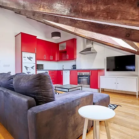Plaza Mayor Apartment *