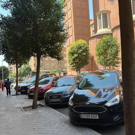 Retiro, Atocha, Paseo Del Prado. Pacifico 28007. Appartement *