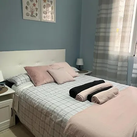 Retiro, Atocha, Paseo Del Prado. Pacifico 28007. Apartment *
