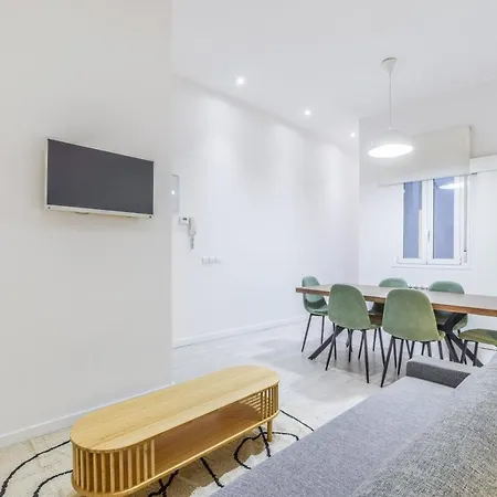 Amplio Apartamento En Malasana Para 6 Personas Madrid