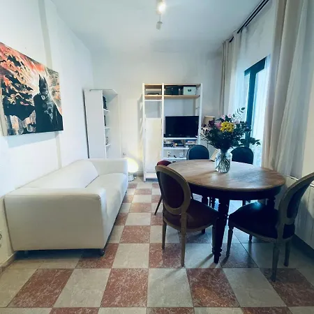 Acogedora Casa Cerca A Ifema Y Aeropuerto Apartment
