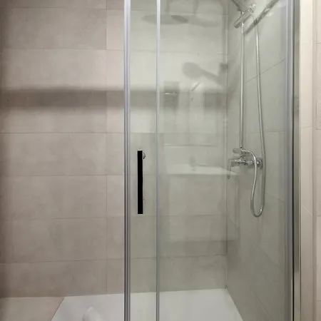 2 Bedrooms 1 Bathroom Furnished - Delicias - Bright - Mintystay *