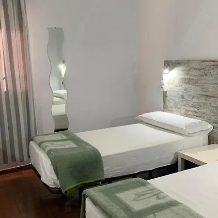 Casa De Huespedes Almansa Guest house