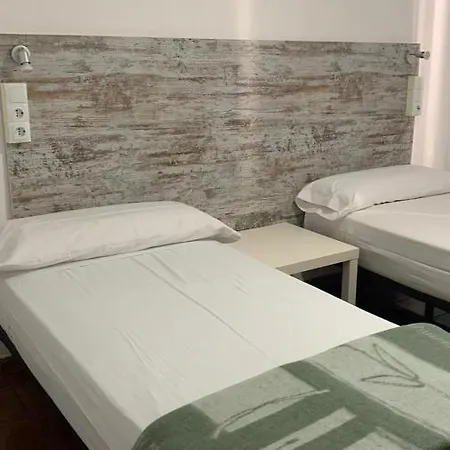 Pensjonat Casa De Huespedes Almansa Madryt