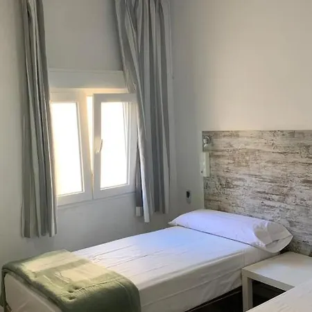 Pensjonat Casa De Huespedes Almansa 2*