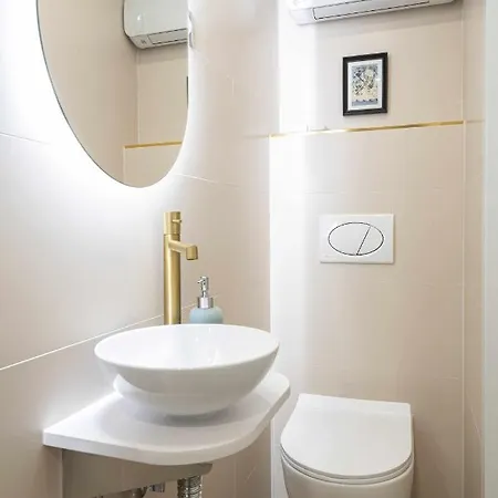 Apartamento Reformado Decorado Centrico 1