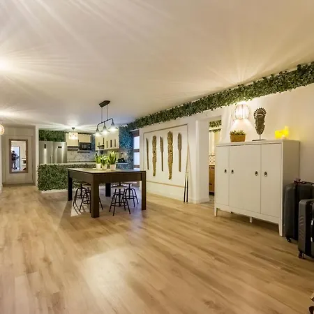 Santo - Coworking - Coliving - *
