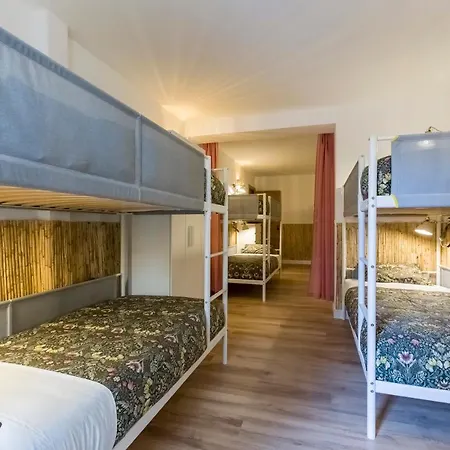 Hostal Santo - Coworking - Coliving - *