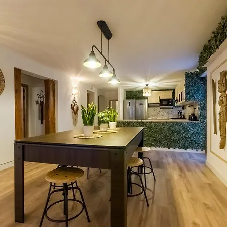 Santo - Coworking - Coliving - * Madrid