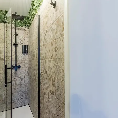 Santo - Coworking - Coliving - Hostal *