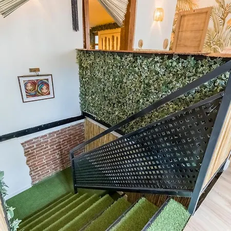 Hostal Santo - Coworking - Coliving -