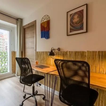 Hostal Santo - Coworking - Coliving - Madrid
