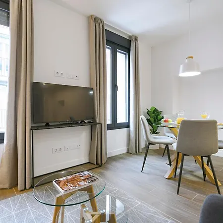 Feelathome Castilla Apartmanhotel *