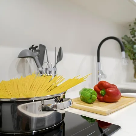 Aparthotel Feelathome Castilla