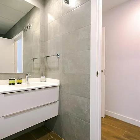 Aparthotel Feelathome Castilla *