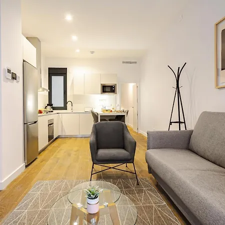 Aparthotel Feelathome Castilla Madrid