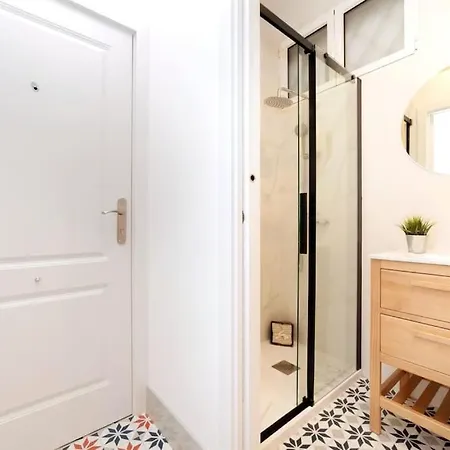 Platonic Apartment *