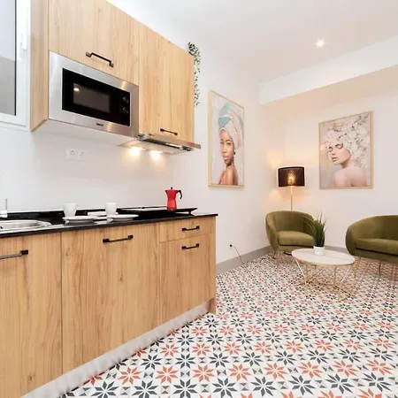 Apartment Platonic *