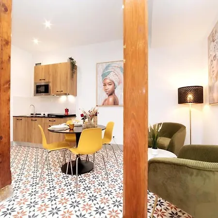 Platonic Apartment *