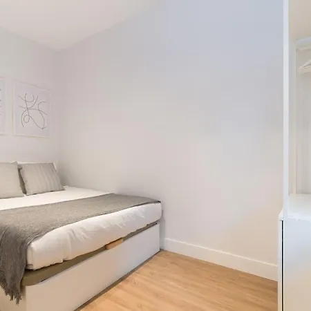 Apartamento Moderno Y Acogedor En Atocha 4 Pax A/c