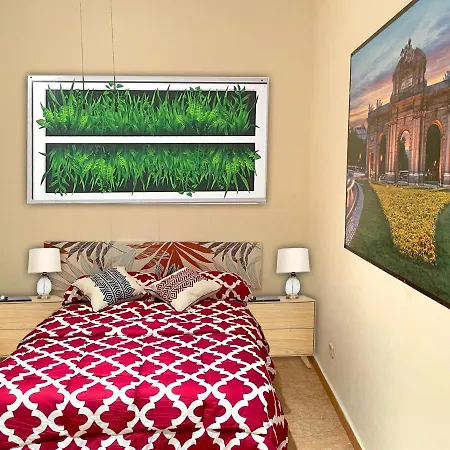 Sol Montera & Parking Tph Bed and breakfast *