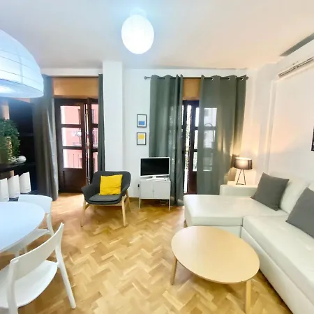 Centro Barrio Embajadores 01 Apartment