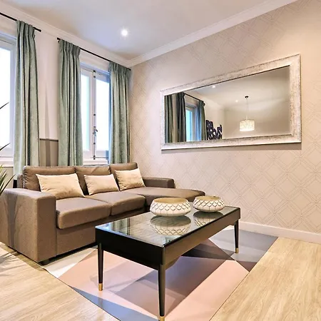 Castello Style, By Presidence Apartment Madrid