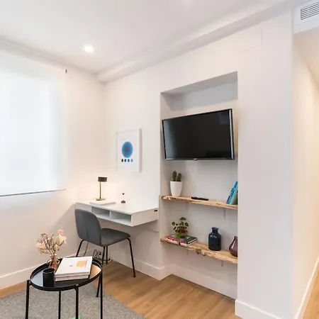Apartamento Moderno Y Acogedor En Atocha 4 Pax A/c