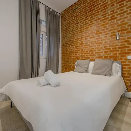 Apartamento C/ Almendro, Nuevo Piso En El Corazon De La Latina
