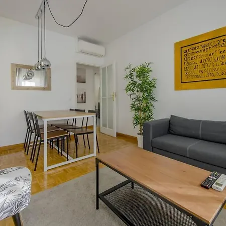 Encantador Piso En La Latina Centro/rastro Apartment Madrid