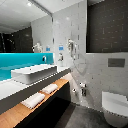 Express - - Airport By Ihg 3* Madrid