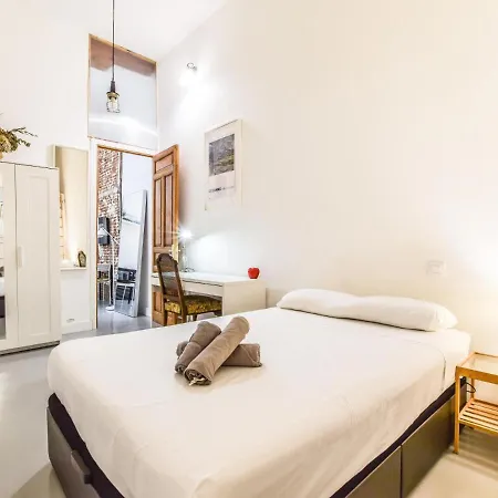 Apartment Apartamento En Lavapies De Estilo Industrial Para 5 Personas