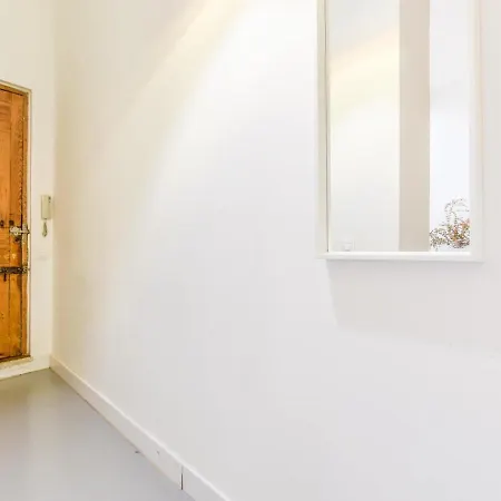 Apartamento En Lavapies De Estilo Industrial Para 5 Personas *