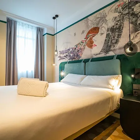 Smartrental Collection Gran Via Capital 4*