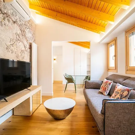 Smartrental Gran Via Apartahotel Madrid