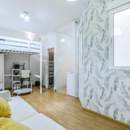 Apartamento En La Plaza De Cascorro *